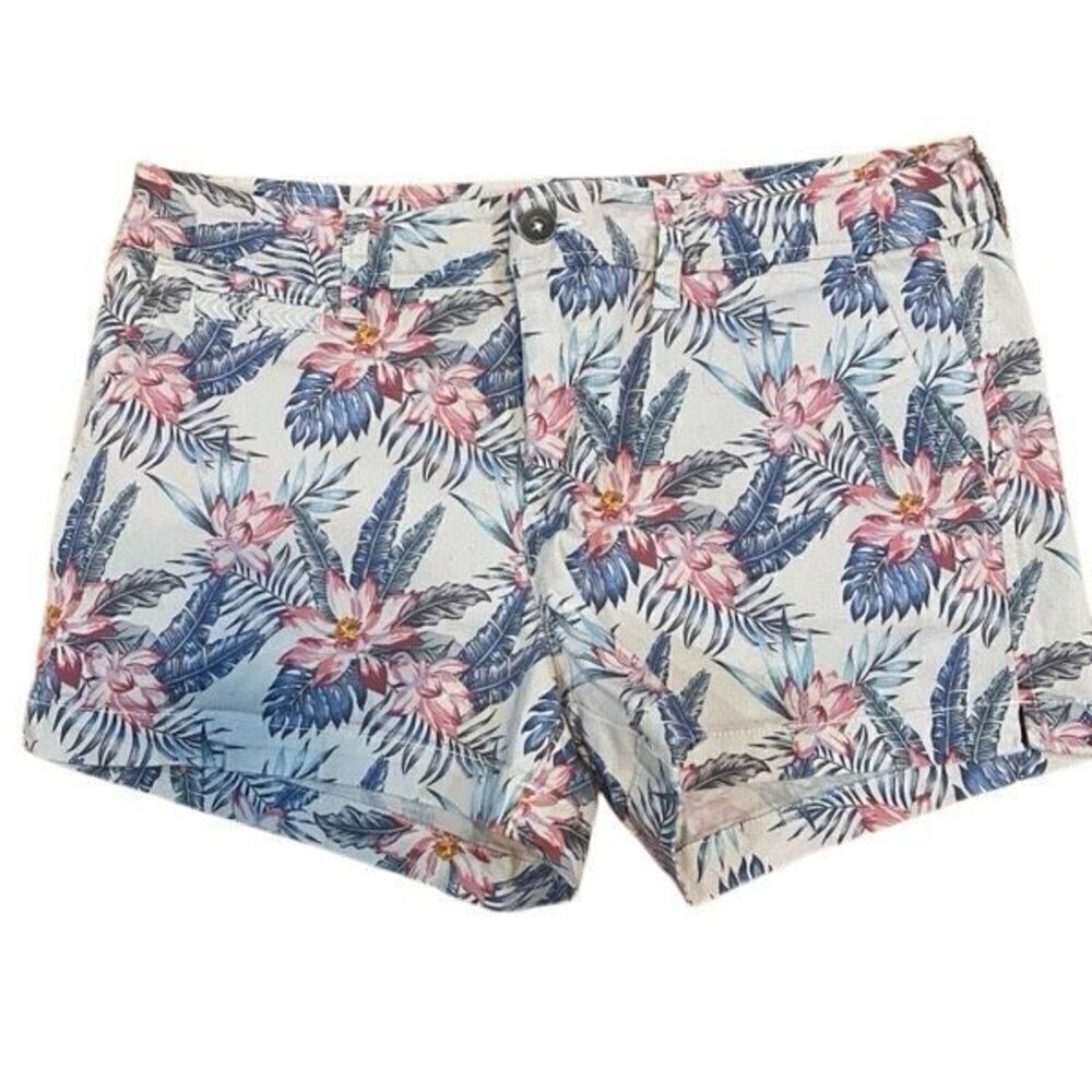 Market & Spruce size 8 floral shorts